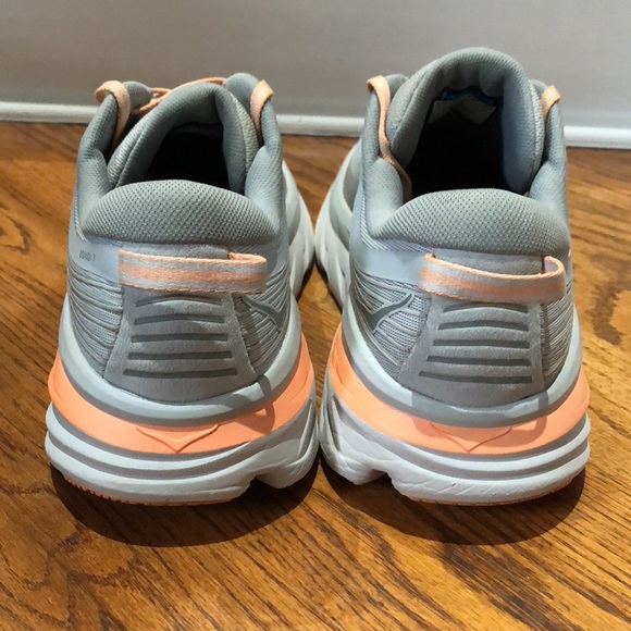 Hoka Bondi 7 Women’s Running Shoes Sz 10 HARBOR MIST / SHARKSKIN